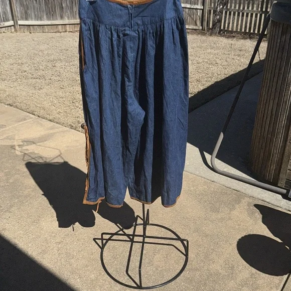 Vintage Denim Western Coulottes Fringe Pants conchos Bis Paris BH 38 sexy slits